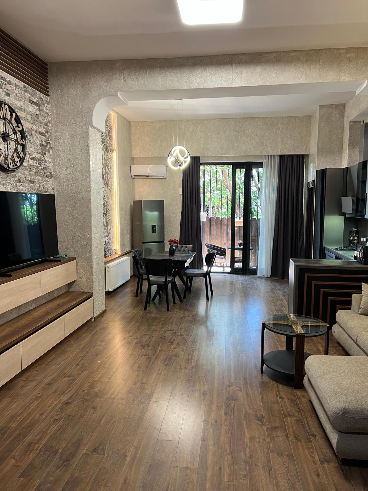 Hotel Livin تبليسي المظهر الخارجي الصورة