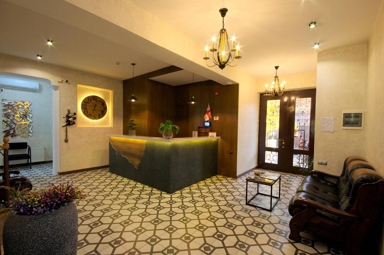 Hotel Livin تبليسي المظهر الخارجي الصورة