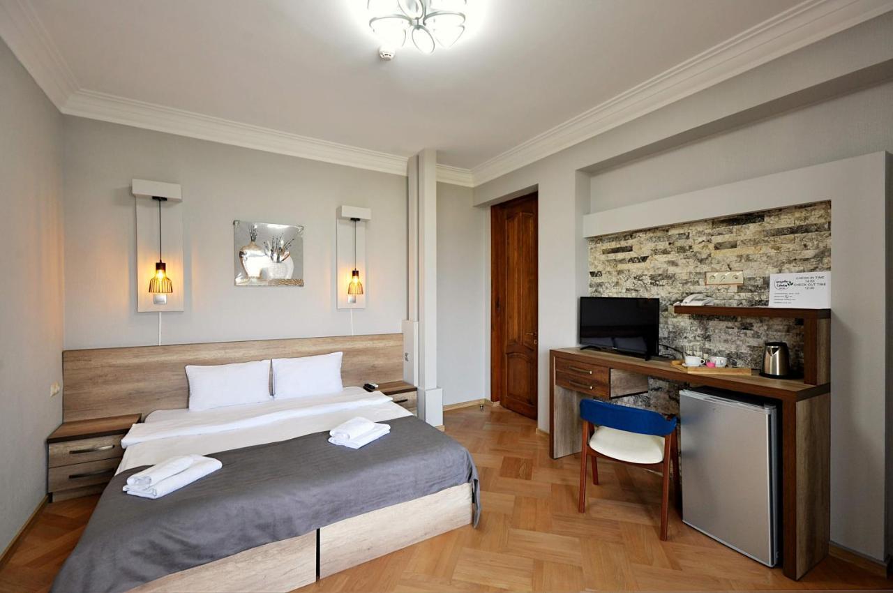 Hotel Livin تبليسي المظهر الخارجي الصورة